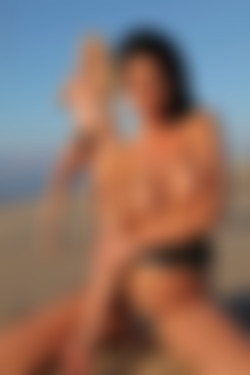 [photodromm.com] 2015-08/[photodromm.com] - 2015.08.16 - Stevie & Ella Mai - The Magic Beach (x50) 2000x3000/17l.jpg