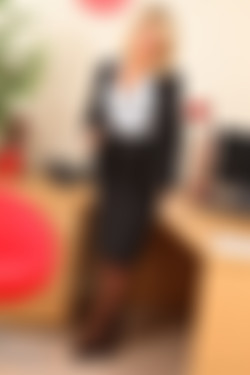Only Secretaries In Suits 12.01.2012 - 26.12.2012/21st May 2012/liixd5ss/k6e_0003.JPG