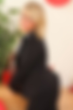 Only Secretaries In Suits 12.01.2012 - 26.12.2012/21st May 2012/liixd5ss/k6e_0010.JPG