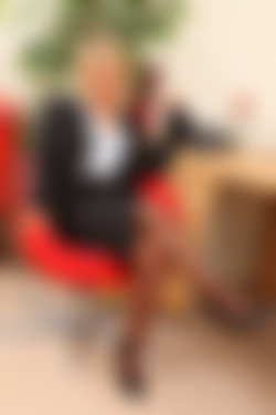 Only Secretaries In Suits 12.01.2012 - 26.12.2012/21st May 2012/liixd5ss/k6e_0013.JPG