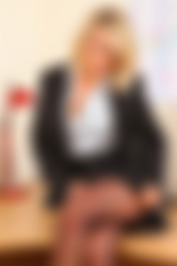 Only Secretaries In Suits 12.01.2012 - 26.12.2012/21st May 2012/liixd5ss/k6e_0027.JPG