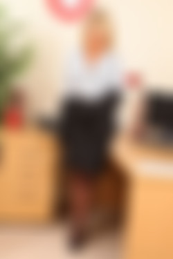 Only Secretaries In Suits 12.01.2012 - 26.12.2012/21st May 2012/liixd5ss/k6e_0036.JPG