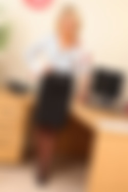 Only Secretaries In Suits 12.01.2012 - 26.12.2012/21st May 2012/liixd5ss/k6e_0040.JPG