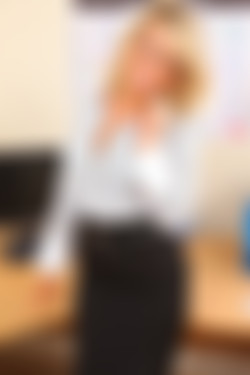 Only Secretaries In Suits 12.01.2012 - 26.12.2012/21st May 2012/liixd5ss/k6e_0043.JPG