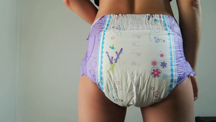 [AsianDiaperCutie Linh] Close Up Diaper Messing/Screens/8.png