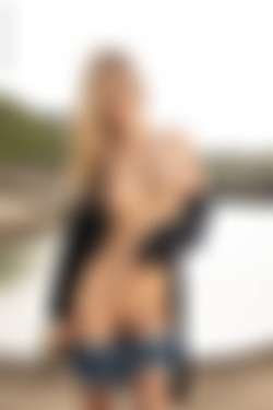 [PHD] 2024-12/16 Briana - Strange Days 2/16l.jpg