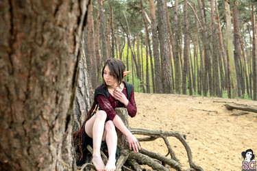 Dreadedscorpio/2022-09-18 Elf in the Forest/03.jpg