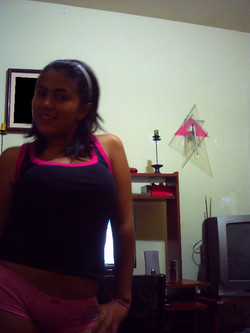 IndianGFVideos/Pics/2014-09-22 Curvy Indian babe with big tits camwhoring for her BF/116542_2.jpg