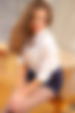 Only Secretaries In Suits 12.01.2012 - 26.12.2012/20th August 2012/Emma Watts_ws4qvhp6/zep_0023.JPG