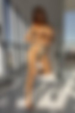 [PHD] 2024-10/02  Lea - The Skyloft/24l.jpg