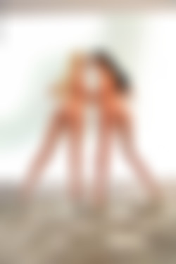 [photodromm.com] 2015-01/[photodromm.com] - 2015.01.20 - Stevie & Ellamai - Double Fantasy II (x46) 1333x2000/25l.jpg