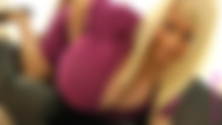 Beshine/2011.01.13 - Big Busty Blonde Beshine Dressed Purple.720p.HEVC.mp4