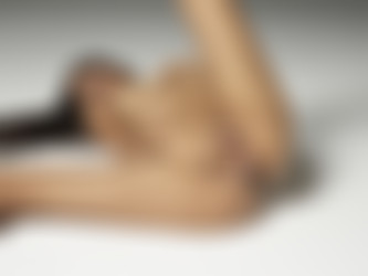 2021.02.19_Hegre.com_Clau_Erotic-Model/Clau_Erotic-Model_02.jpg