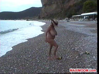 maximoom.com/2002-08-28 Fun With Waves 4.wmv