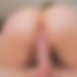 anna_claire_clouds_jules_jordan_4k.mp4
